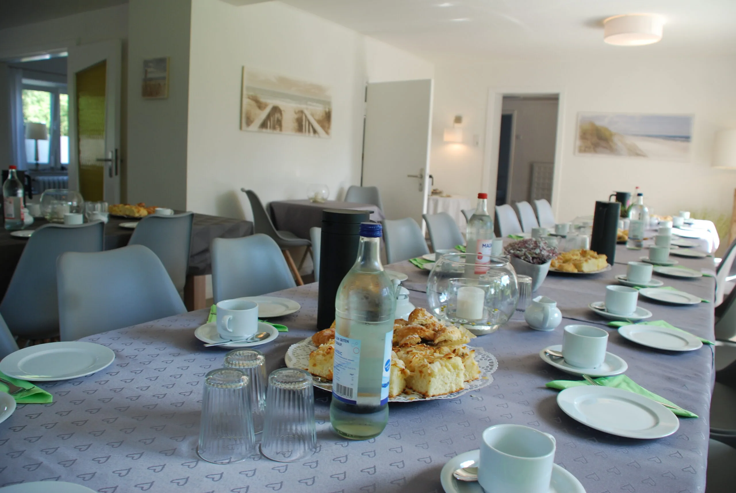 https://bestattungen-mit-herz.de/app/uploads/2024/02/cafe2-scaled.jpeg